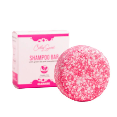 Tuhý šampón Curly Secret 60g  – jemne čistí, upokojuje pokožku hlavy a podporuje rast vlasov.